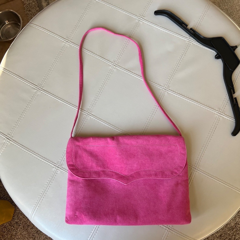 Reva Pink Ultrasuede Envelope Shoulder‎ Bag Vintage Designer Evening Purse
